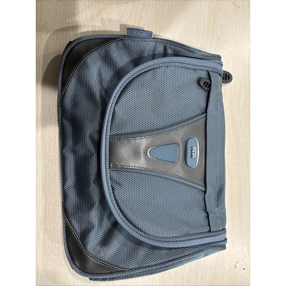 NWT Tumi Tech Mercer Hanging Travel Kit 5591